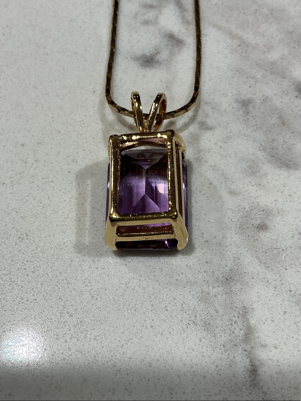 Gold Tone Purple Emerald Cut Pendant Necklace Amethyst Style Statement - Picture 2 of 4